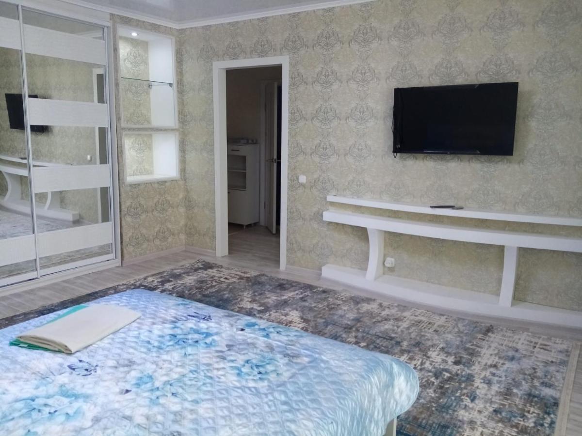Квартира на Сутки Уральск Экстерьер фото